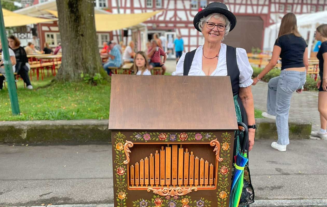 Die Drehorgelfrau